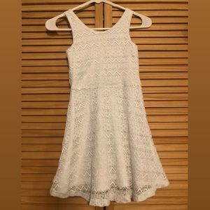 Girl’s M 7/8 midi A line white lace tank dress